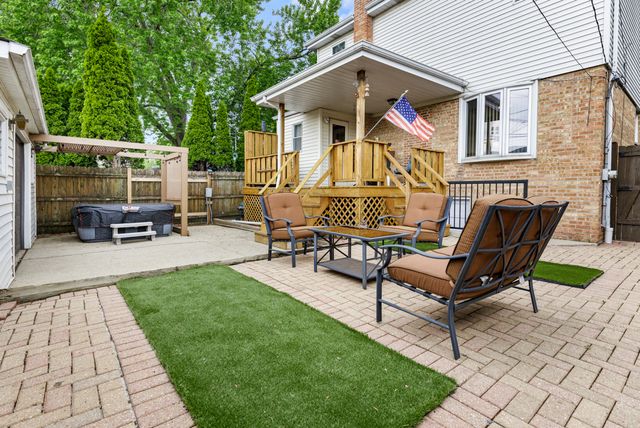 3313 Gustav Street, Franklin Park, IL 60131
