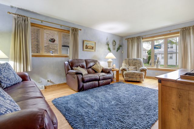 3313 Gustav Street, Franklin Park, IL 60131