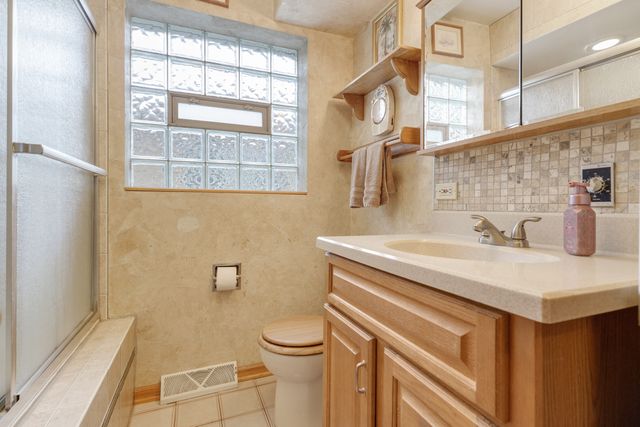 3313 Gustav Street, Franklin Park, IL 60131