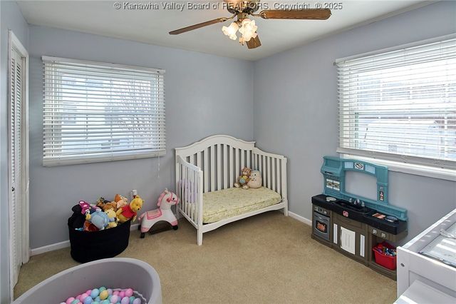 618 2nd Avenue, Elkview, WV 25071