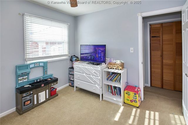 618 2nd Avenue, Elkview, WV 25071