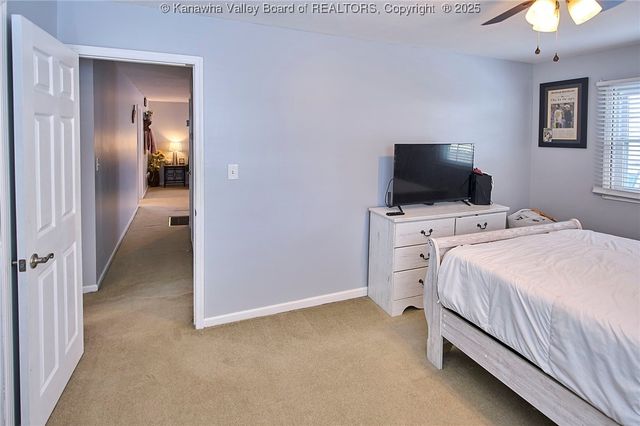 618 2nd Avenue, Elkview, WV 25071