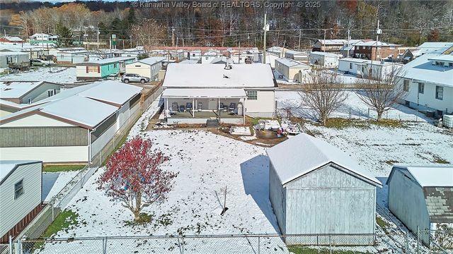 618 2nd Avenue, Elkview, WV 25071
