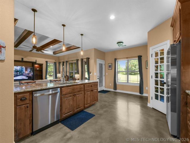 105 Rock House Road, Bennington, OK 74723