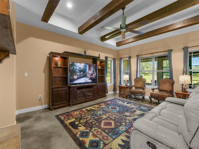 105 Rock House Road, Bennington, OK 74723
