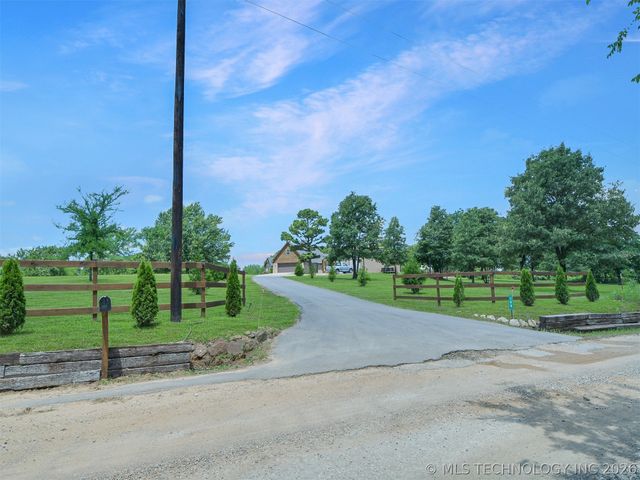 105 Rock House Road, Bennington, OK 74723