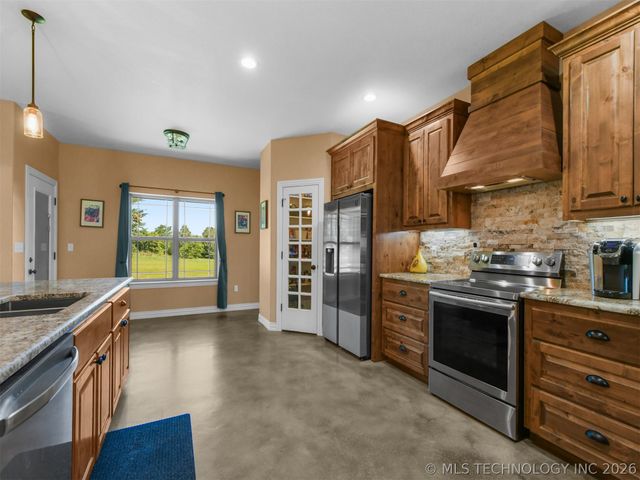 105 Rock House Road, Bennington, OK 74723