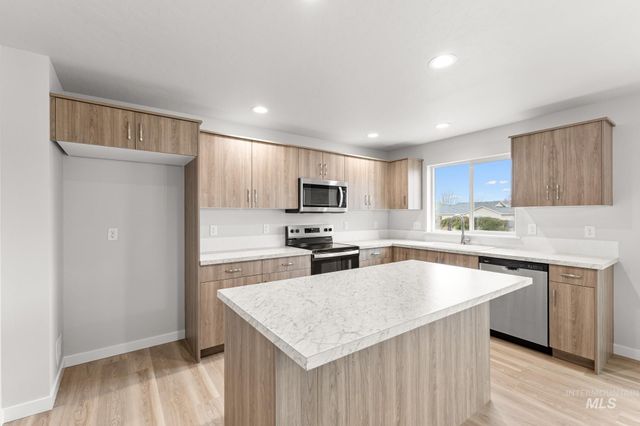 1809 N Birch St, Jerome, ID 83338