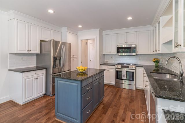 21121 Blakely Shores Drive, Cornelius, NC 28031