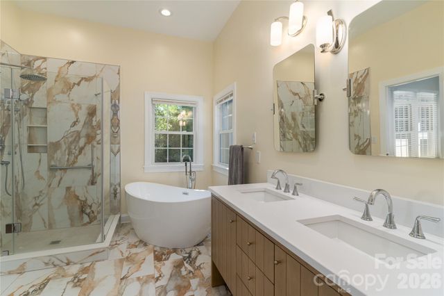 21121 Blakely Shores Drive, Cornelius, NC 28031