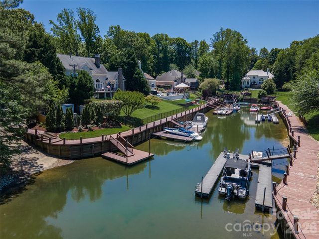 21121 Blakely Shores Drive, Cornelius, NC 28031