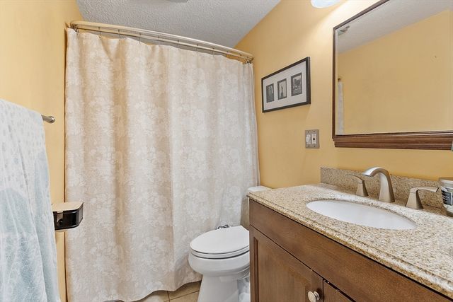 2 Edith Rd, Hudson, MA 01749