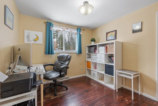 2 Edith Rd, Hudson, MA 01749