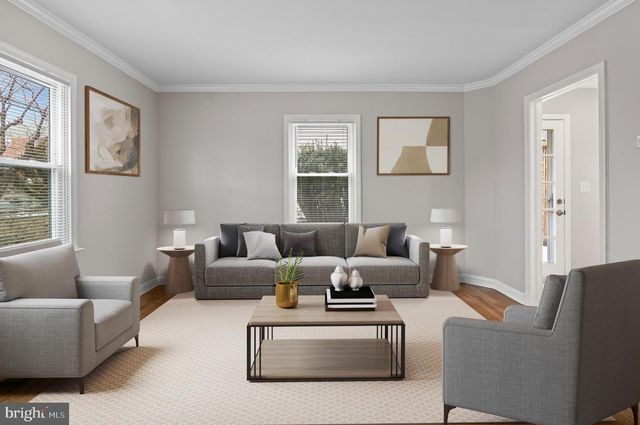 8517 OAKLEIGH RD, Parkville, MD 21234