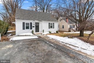 8517 OAKLEIGH RD, Parkville, MD 21234