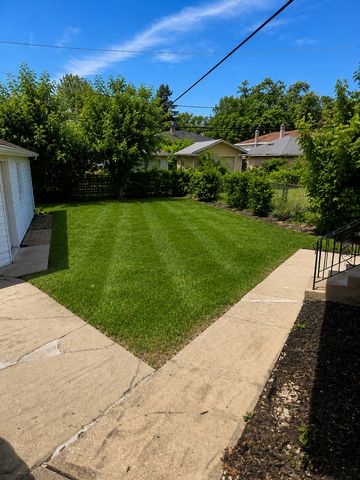 1446 Highridge Parkway, Westchester, IL 60154