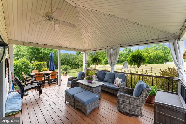 204 SUMMERWIND LN, Harleysville, PA 19438