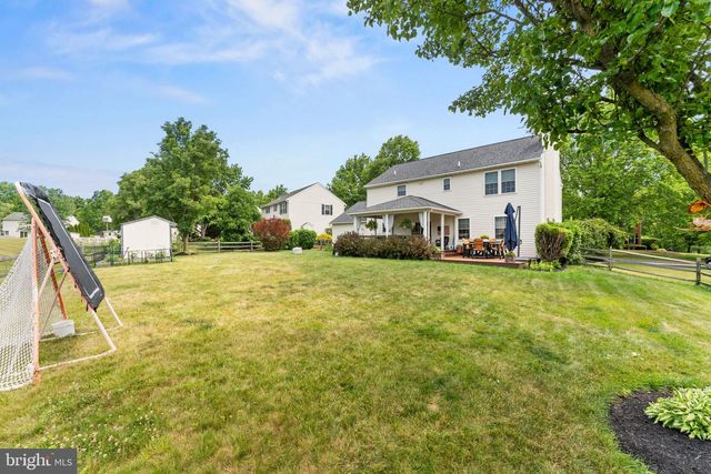 204 SUMMERWIND LN, Harleysville, PA 19438