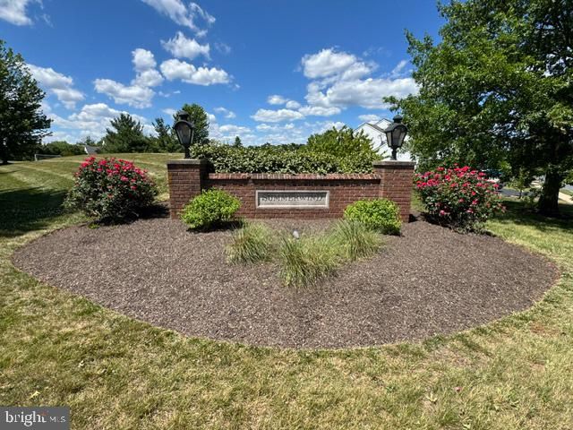 204 SUMMERWIND LN, Harleysville, PA 19438
