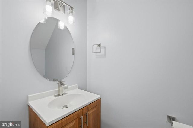 6174 LIBRARY LN, Bealeton, VA 22712