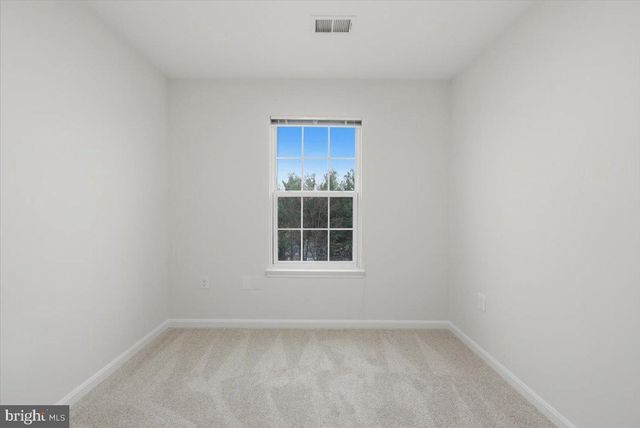 6174 LIBRARY LN, Bealeton, VA 22712