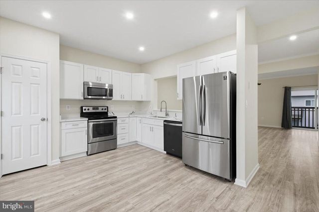 6174 LIBRARY LN, Bealeton, VA 22712