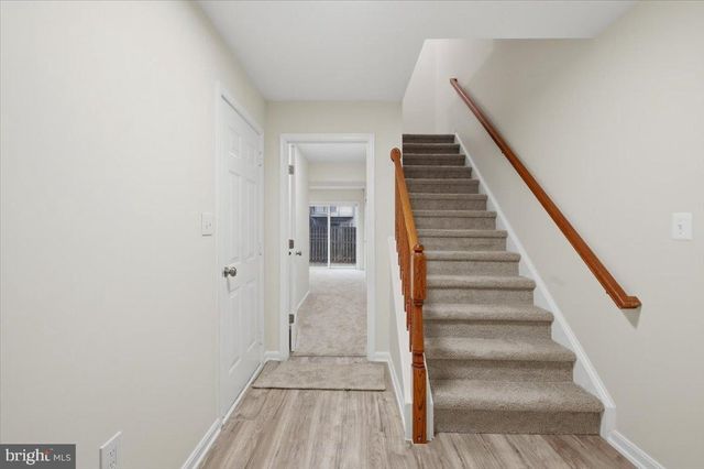 6174 LIBRARY LN, Bealeton, VA 22712