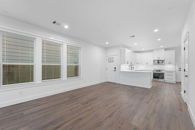 4208 Castor Street A, Houston, TX 77022