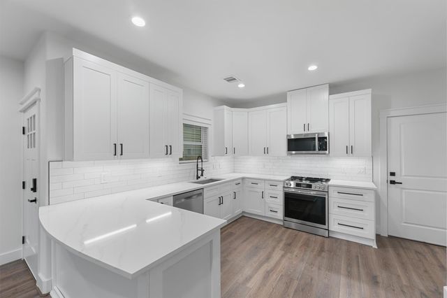 4208 Castor Street A, Houston, TX 77022