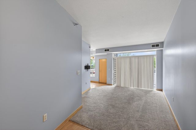2600 University Avenue SE 108, Minneapolis, MN 55414