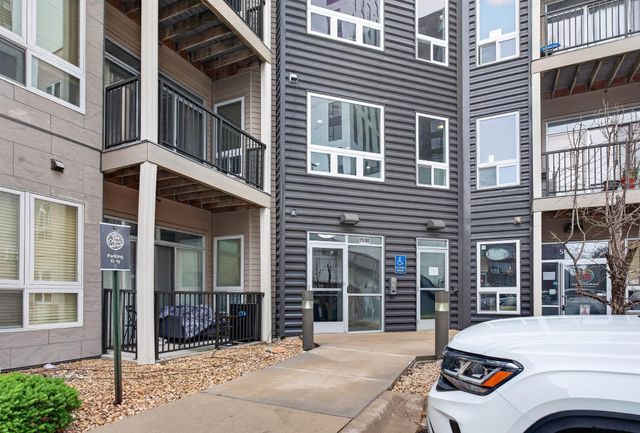 2600 University Avenue SE 108, Minneapolis, MN 55414
