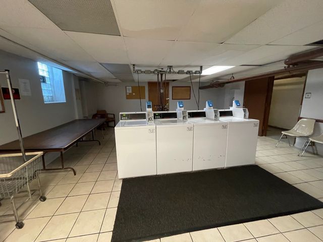 2610 W Balmoral Avenue 504, Chicago, IL 60625