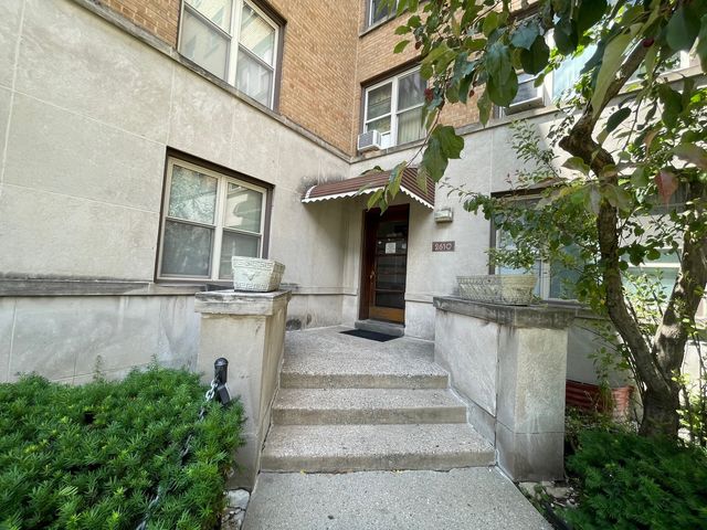 2610 W Balmoral Avenue 504, Chicago, IL 60625