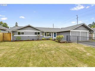 23528 Se OAK St, Gresham, OR 97030