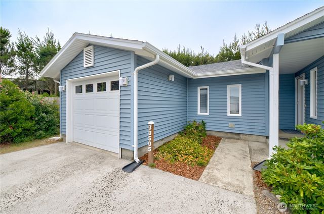 30505 H Street, Ocean Park, WA 98640