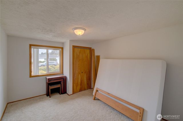 30505 H Street, Ocean Park, WA 98640