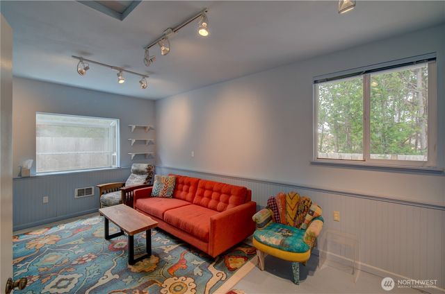 30505 H Street, Ocean Park, WA 98640