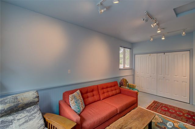 30505 H Street, Ocean Park, WA 98640