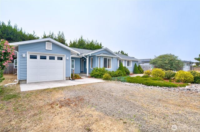30505 H Street, Ocean Park, WA 98640
