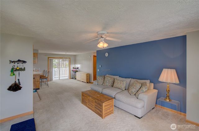 30505 H Street, Ocean Park, WA 98640