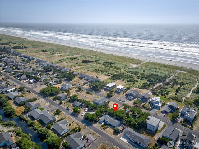 30505 H Street, Ocean Park, WA 98640