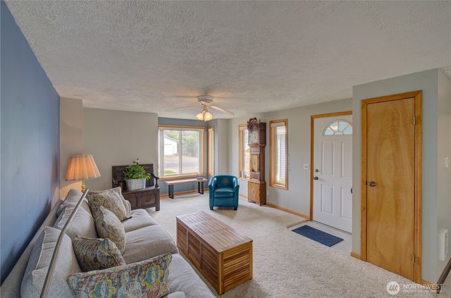 30505 H Street, Ocean Park, WA 98640