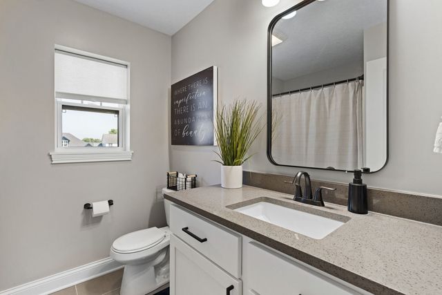 6836 Matthews Court, Bettendorf, IA 52722