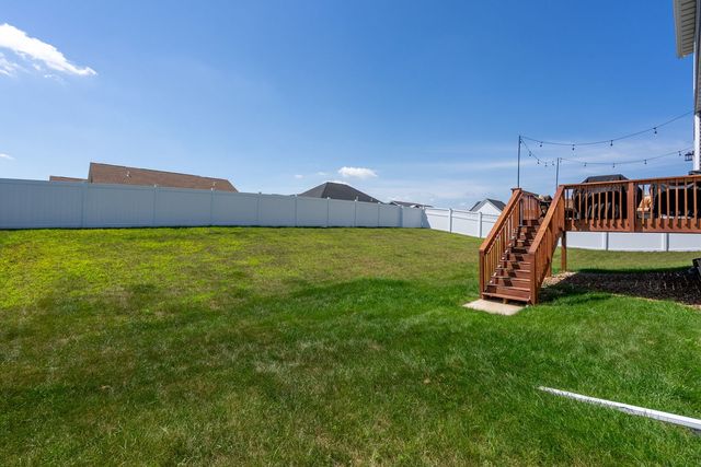 6836 Matthews Court, Bettendorf, IA 52722