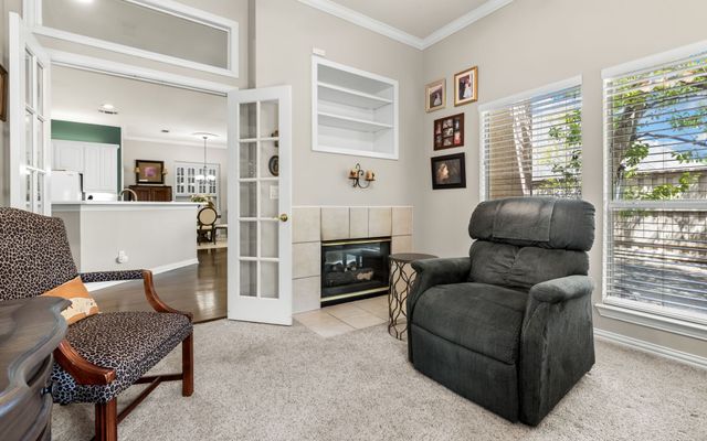 809 Lake Point Circle, Mckinney, TX 75072