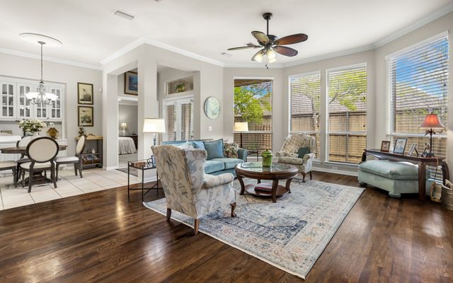809 Lake Point Circle, Mckinney, TX 75072