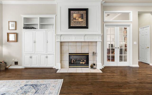 809 Lake Point Circle, Mckinney, TX 75072