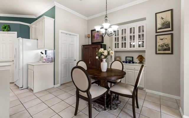 809 Lake Point Circle, Mckinney, TX 75072