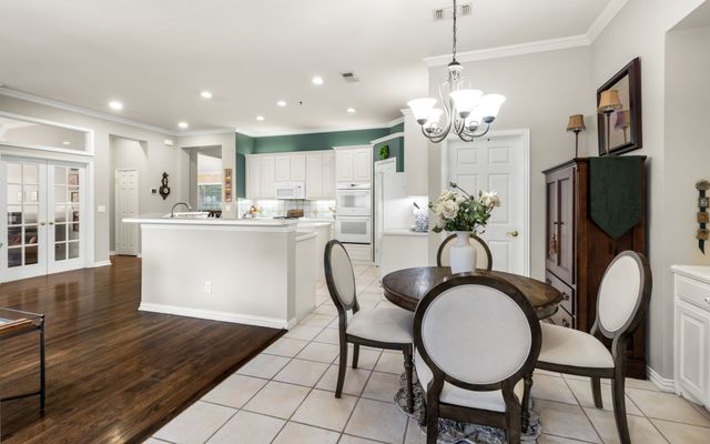 809 Lake Point Circle, Mckinney, TX 75072