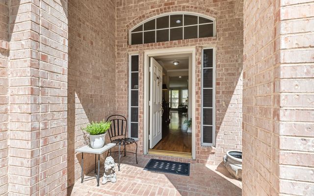 809 Lake Point Circle, Mckinney, TX 75072